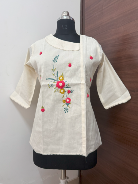 Scattered Petals Short Top