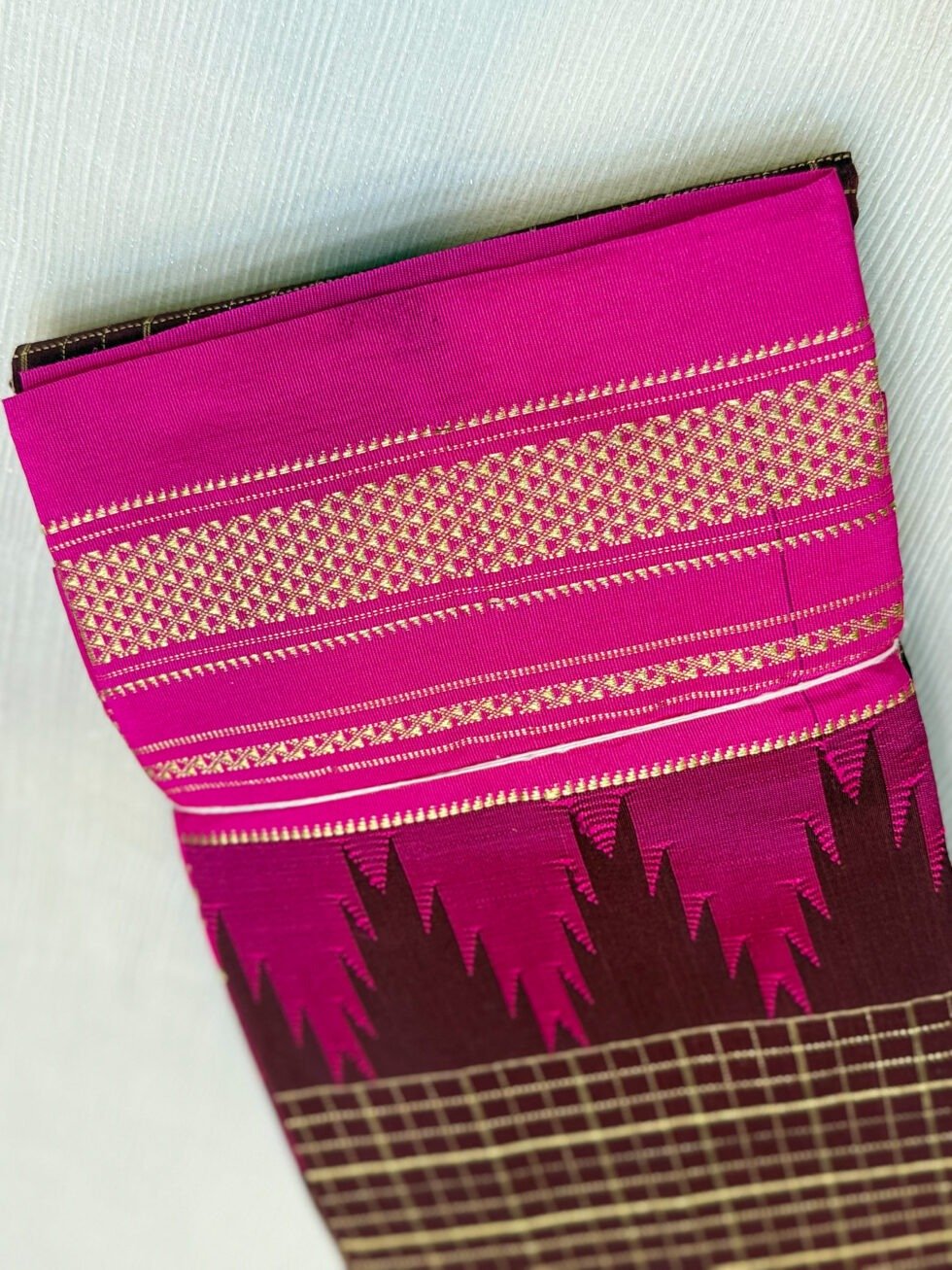 maroon-rani-pink-gadwal-saree